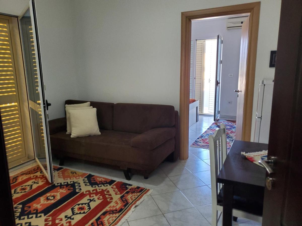 Apartments Rezidenca Sinani אוריקום מראה חיצוני תמונה