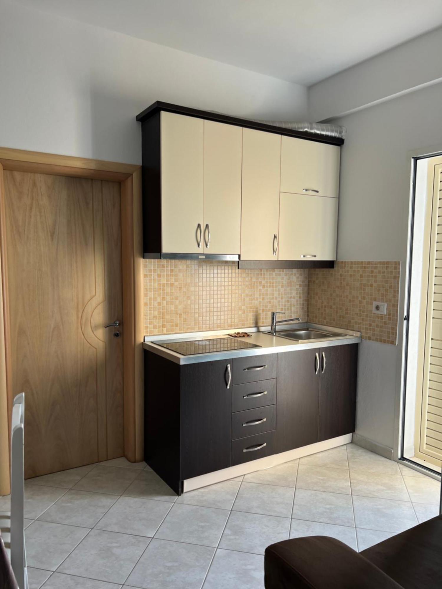 Apartments Rezidenca Sinani אוריקום מראה חיצוני תמונה