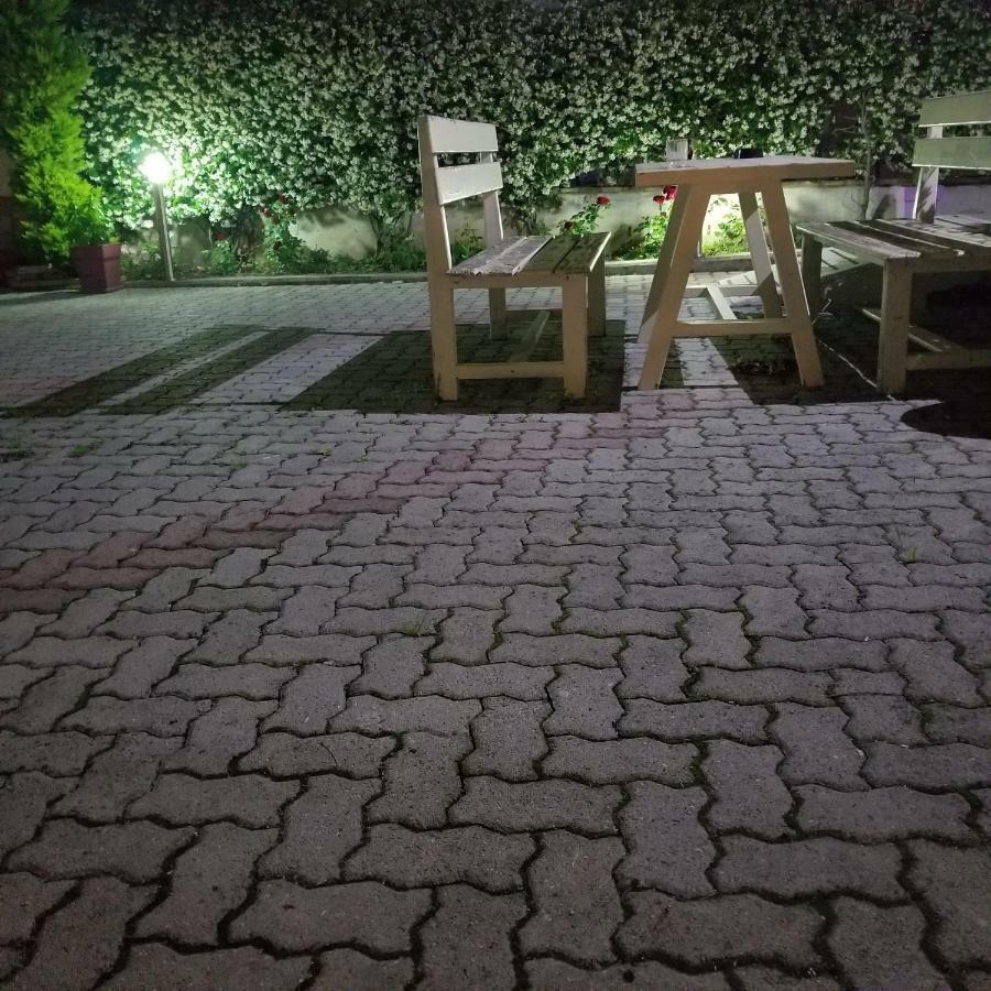 Apartments Rezidenca Sinani אוריקום מראה חיצוני תמונה